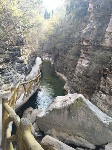 太行山青龙峡自然风光旅游区地处晋豫两省交界,位于山西省长治