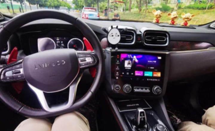 领克03 2018款 03 1.5td dct纯lite版