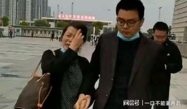 许敏频被网暴一心保全郭威一家为娘的心里只有儿