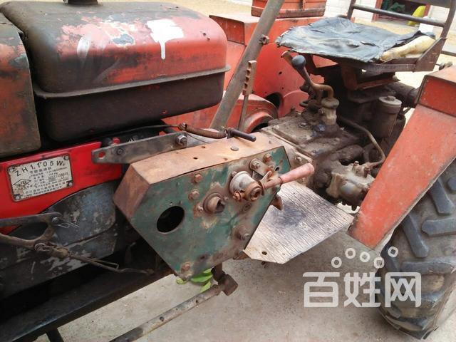 转让老东方红四轮拖拉机带免摇器