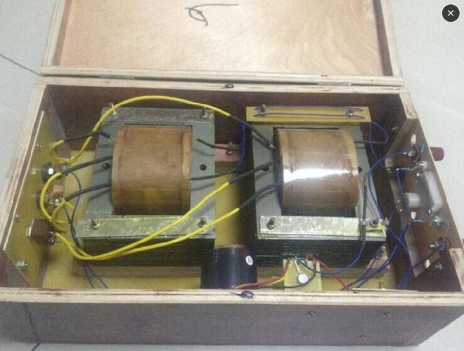 电兔子机子4个高压包40个电容电容整体连的能电多大的