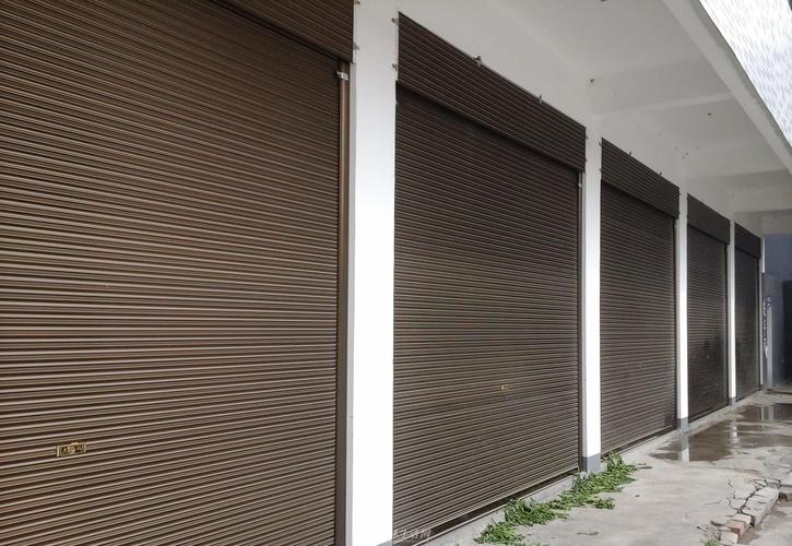 常见的合肥电动卷闸门的材质