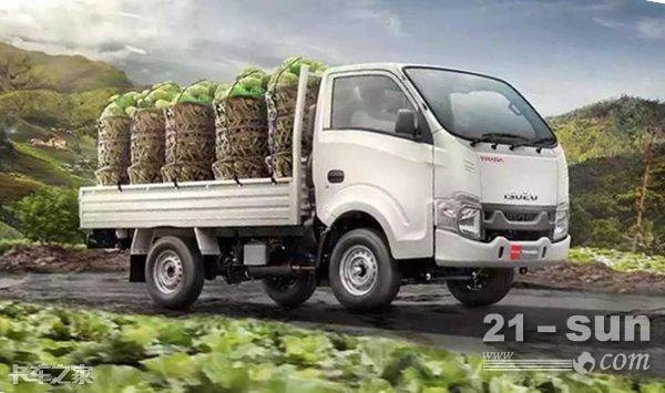 外观内饰简洁实用,底盘和皮卡同平台,五十铃小卡进国内能否大卖