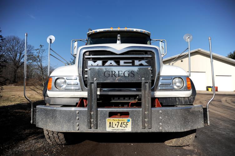 mack truck workers strike