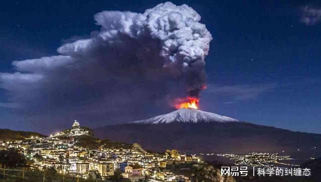 埃特纳火山是欧洲最高最不安定的著名活火山,被称为世界上爆发次数最