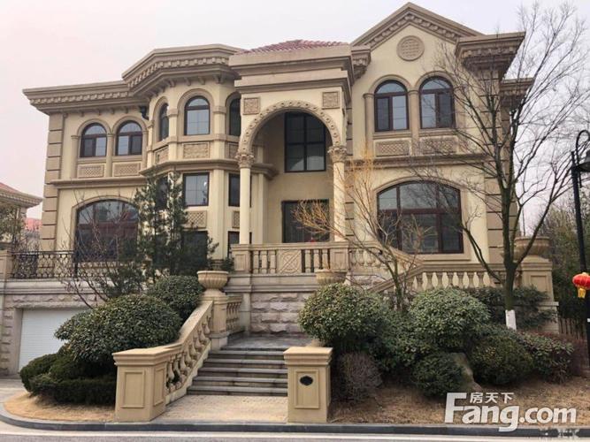 即墨温泉天泰蓝泉独栋别墅 温泉入户 院子