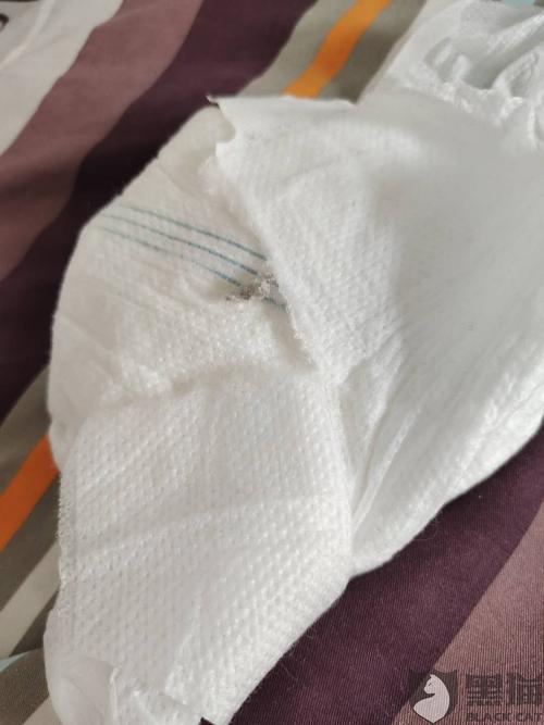 黑猫投诉:黑心商家卖有质量问题的纸尿裤