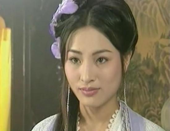 郑佳欣在《小李飞刀》中饰演林仙儿,当年关于郑佳欣的争议声还是