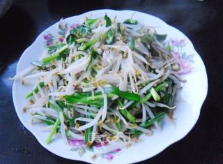 韭菜炒绿豆芽