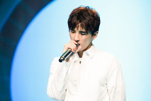 下一组图 张远相关图片 张远《合唱吧300》舞台照图片(8张) 推荐壁纸