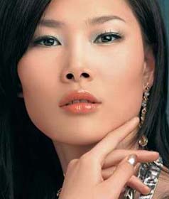 方脸的女人面相代表什么