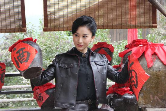 朱子岩《美人如玉剑如虹》 霸气变身杀人狂魔