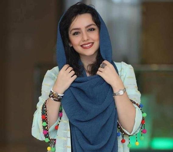 8月29日,在阿富汗华人上传一则视频,名为:《独家探访喀布尔富人区:墙