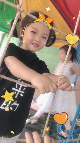 卢馨瑶小朋友的幼儿园美好时光
