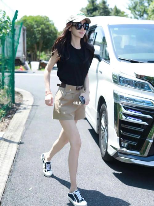 angelababy |私服穿搭_angelababy_私服穿搭_穿搭_短裤_迪奥怎么样