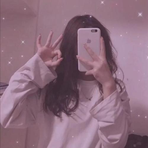 滤镜闪闪手机遮脸女生头像