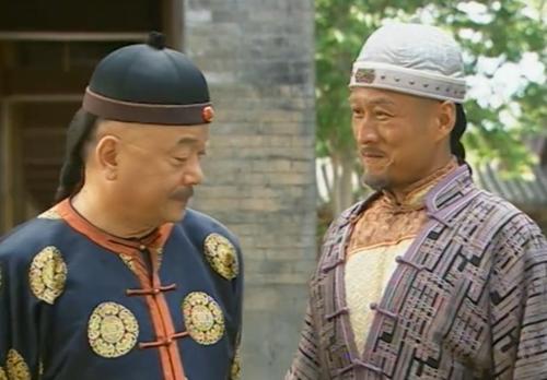 阿桂对和珅发出死亡威胁:我手中的尚方宝剑,应该斩谁的首级?