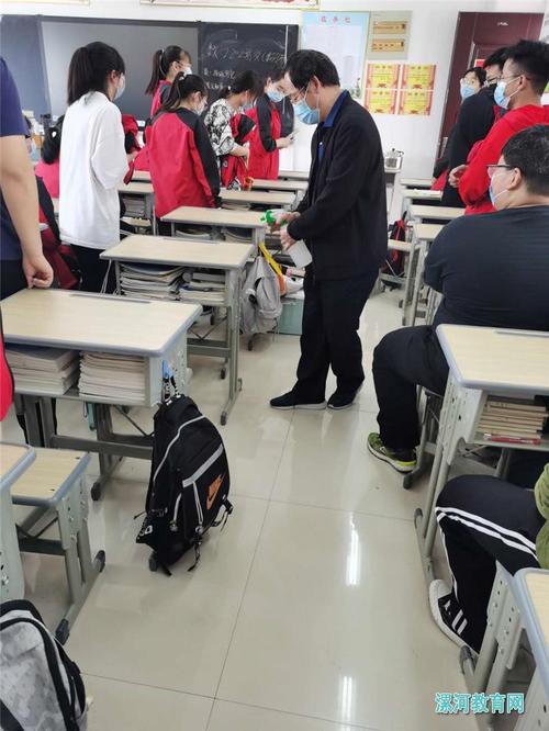 抗疫爱国劳动筑梦许慎高中开展五一劳动教育活动