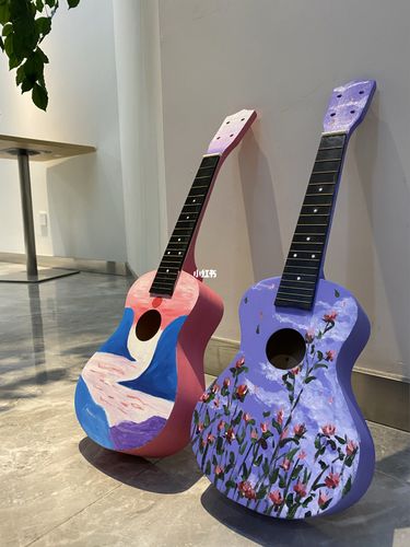 手绘尤克里里_尤克里里_手绘_尤克里里手绘_文化_绘画