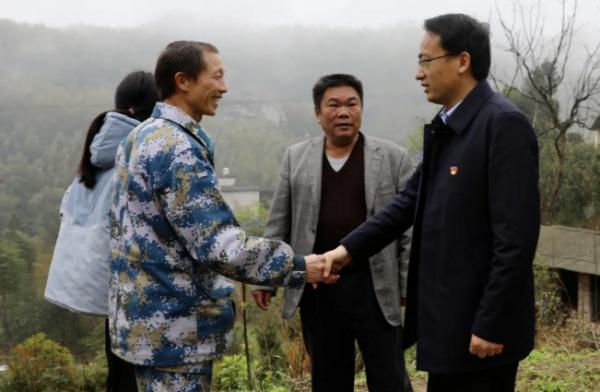黄道安在安化调研时强调增强斗争精神保持奋发姿态全力服务保障决胜