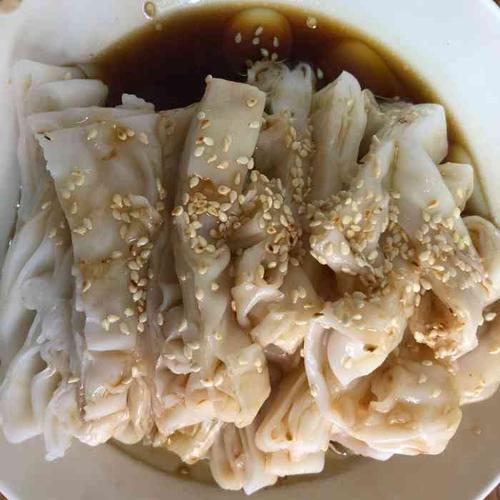 信宜食惯嘴粥粉店-"粤西茂名信宜市的经典,捞粉,白粥