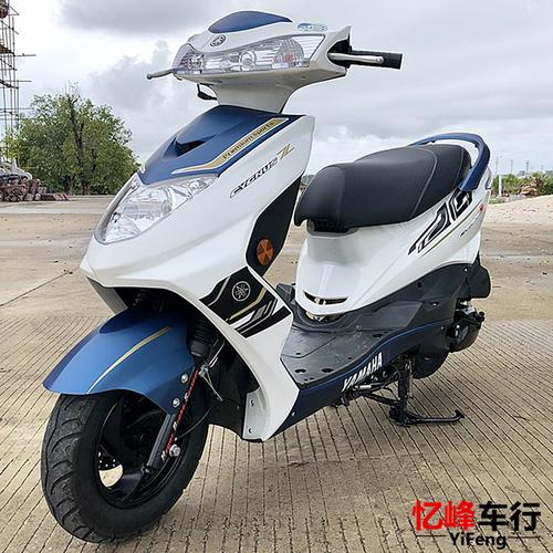 二手原装雅马哈迅鹰125cc摩托车国三女装踏板四冲程燃油代步整车