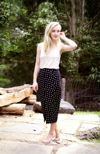 美女 人物——sarah mikaela