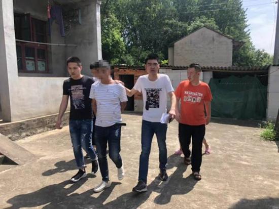 防汛禁采期间顶风作案 鄂州警方打掉两个非法采砂团伙