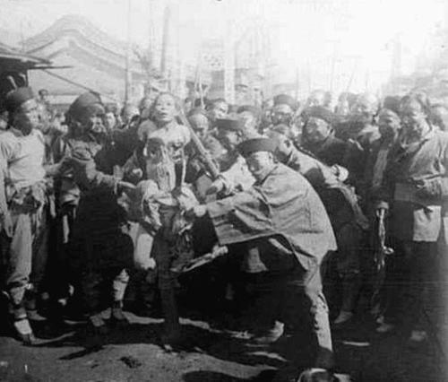 太平天国最惨女将军,年仅19岁, 被清军当街扒光羞辱