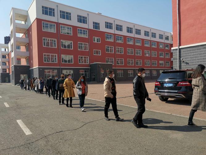 筑牢校园防疫墙 静待学子归来时———扶余市第二实验学校举行"开学"