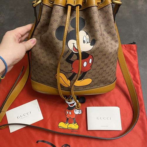 gucci古驰小号米奇老鼠水桶包女士单肩包