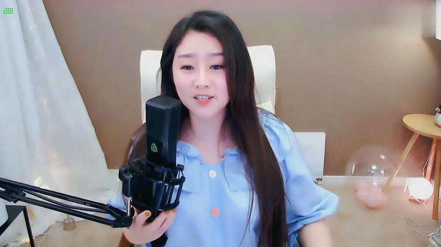 菲儿演唱《午夜的酒吧》,真是唱啥都好听!网友:一直单曲循环