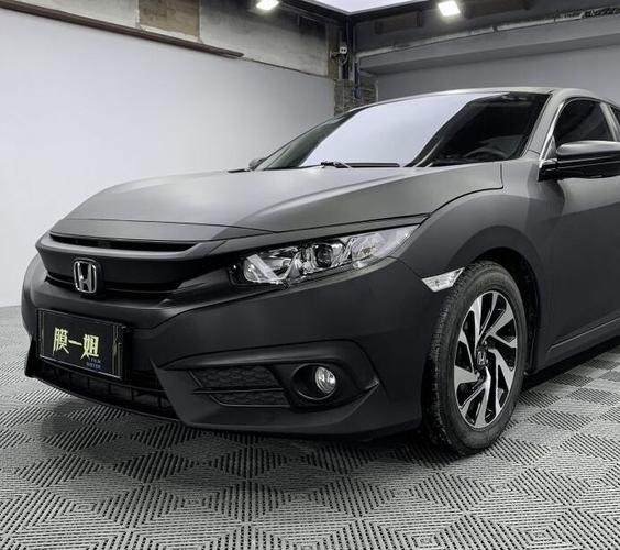 本田思域改色膜一姐磨砂黑黑武士_思域_黑武士_汽车
