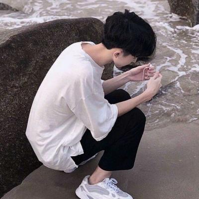 很受欢迎的微信男生头像最新帅气个性男生头像2020