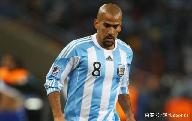 阿根廷传奇球员贝隆