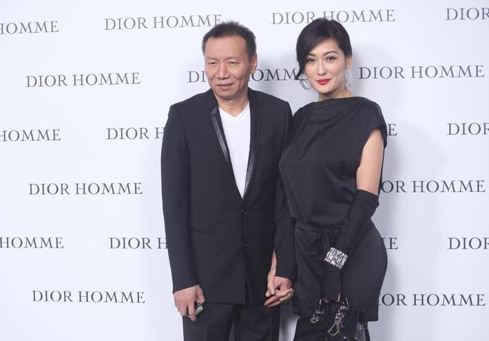 孟广美携富豪老公亮相 男方系世贸天阶董事长