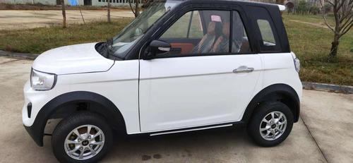 新款皇派公爵m1家用代步迷你型油电两用电动汽车成人四轮车美驰