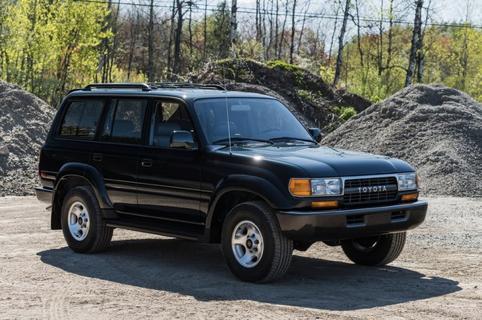 丰田二手越野车价格飙升,27年老land cruiser售价13万