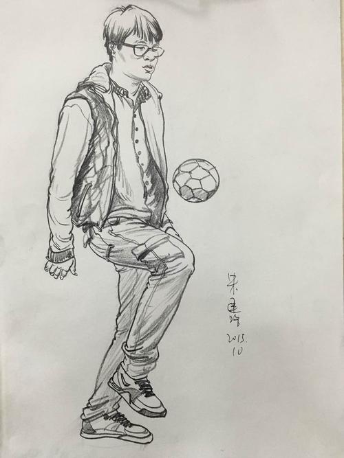 人物速写踢球男孩范画赏析