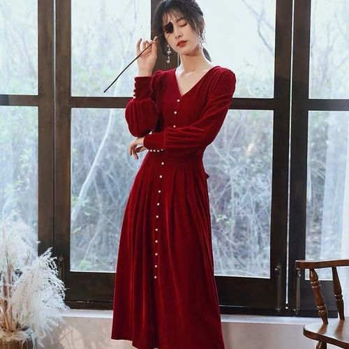 2020秋冬赫本风小红裙法式复古收腰气质红色连衣裙小