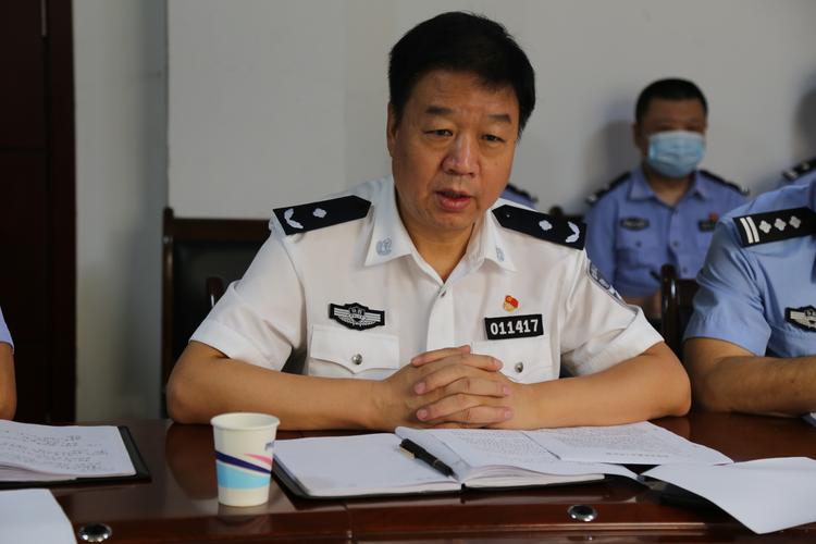 田选龙政委带领支队班子成员赴省厅经侦总队汇报近期重点工作