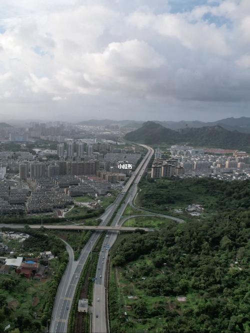 台风"烟花"加速,温岭接下来的天气._烟花_景点_台风