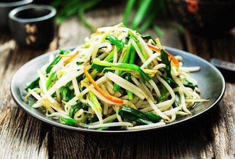 十 韭菜炒豆芽