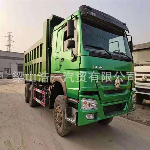 出售二手豪沃自卸车375马力双桥车头