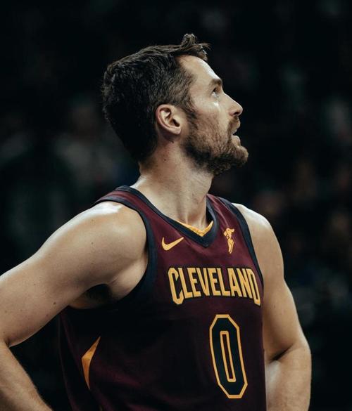 小球至上的时代,为什么最好的空间型内线凯文乐福消失