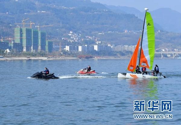 重庆汉丰湖水上运动俱乐部已注册全国桨板俱乐部