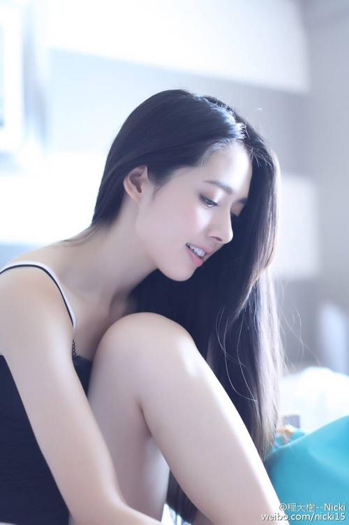 主题:上一张你存的非本命的美图[742]收藏该贴已收藏