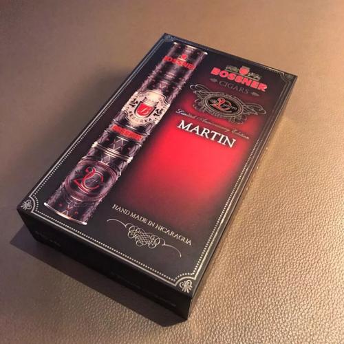 德国皇室陈年雪茄,因茄叶经过五年陈化非常香醇可口!