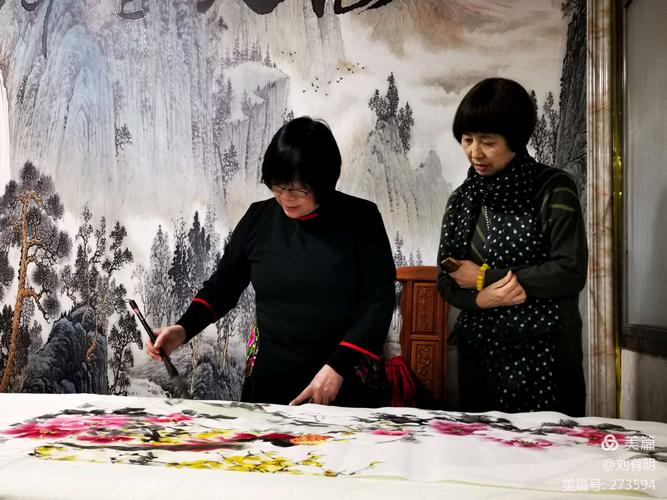 书画家到任丘书画创作基地挥毫泼墨
