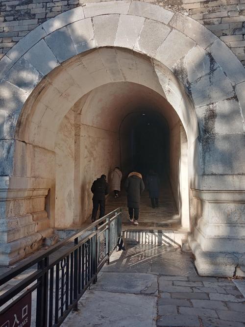 北京明十三陵唯一被挖掘的定陵与朱棣的长陵非常值得一看